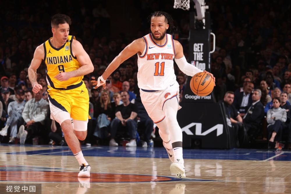 在小俱乐部 在小俱乐部