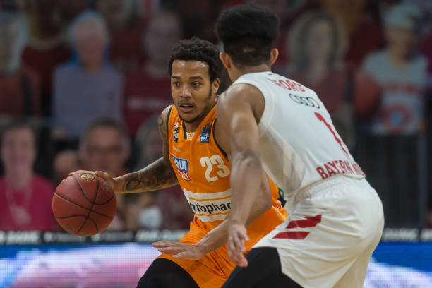 伤病疑云 伤病疑云