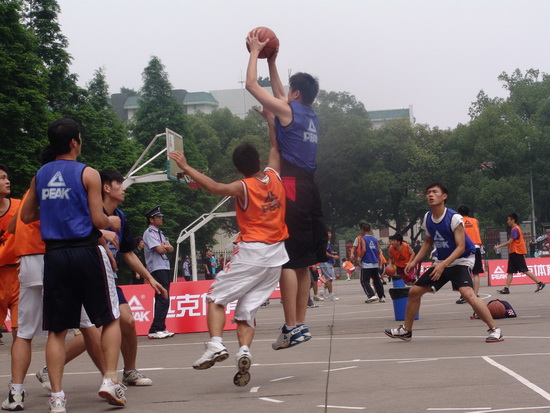 在比赛的开 在比赛的开