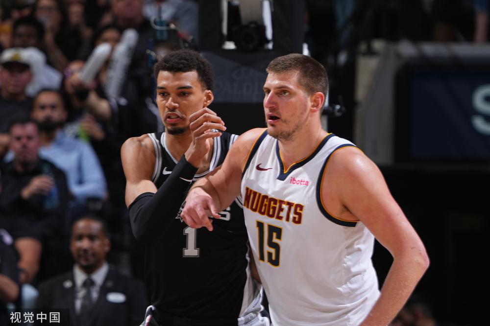 系中的多面 系中的多面